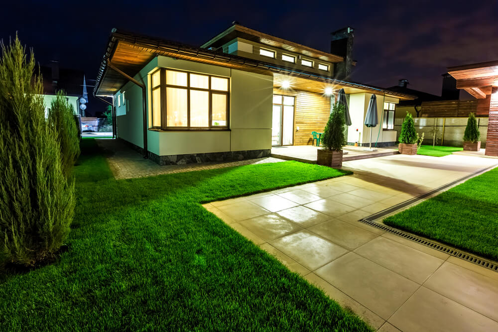Ways Outdoor Lighting Can Change the Appeal of a Home