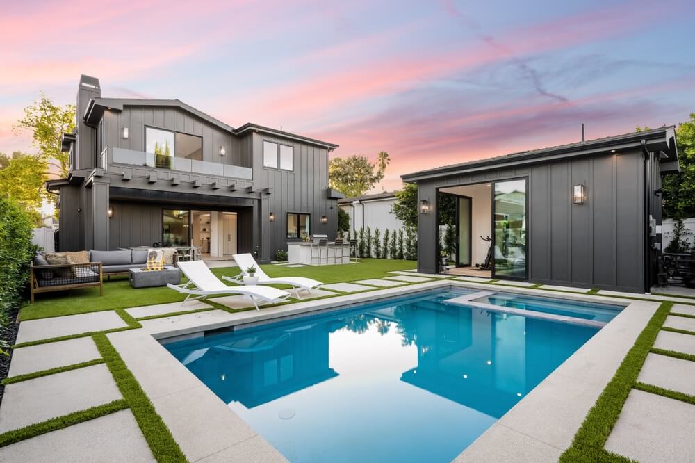 Luxury Custom Built House With Backyard Pool In Los Angeles